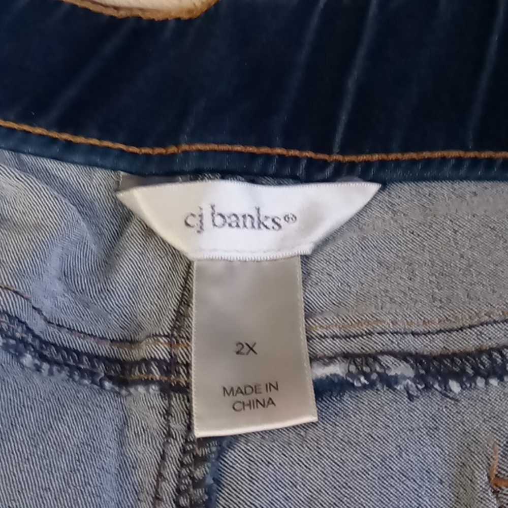 🌺CJ Banks Shaped fit faux fly pull on straight leg denim jean - Picture 3 of 5